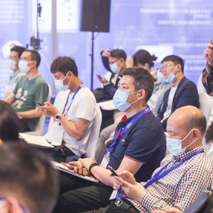 ´ó¹ú»áÕ¹ ÖØÆô2022 | »ª»úÕ¹Æì½¢´óÕ¹CMEÉϺ£¹ú¼Ê»ú´²Õ¹¶¨µµ11ÔÂ-»ª»úÕ¹
