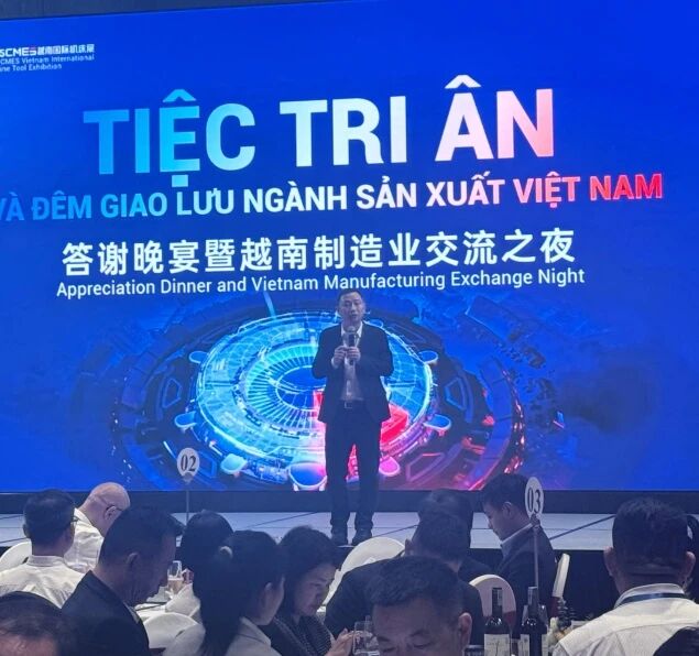 �𺳶����ǣ�Խ�Ϲ��ʻ���չʢ��Ļ������ģ����ȫ�������豸չ�֣�ʵ���캽��-����չ